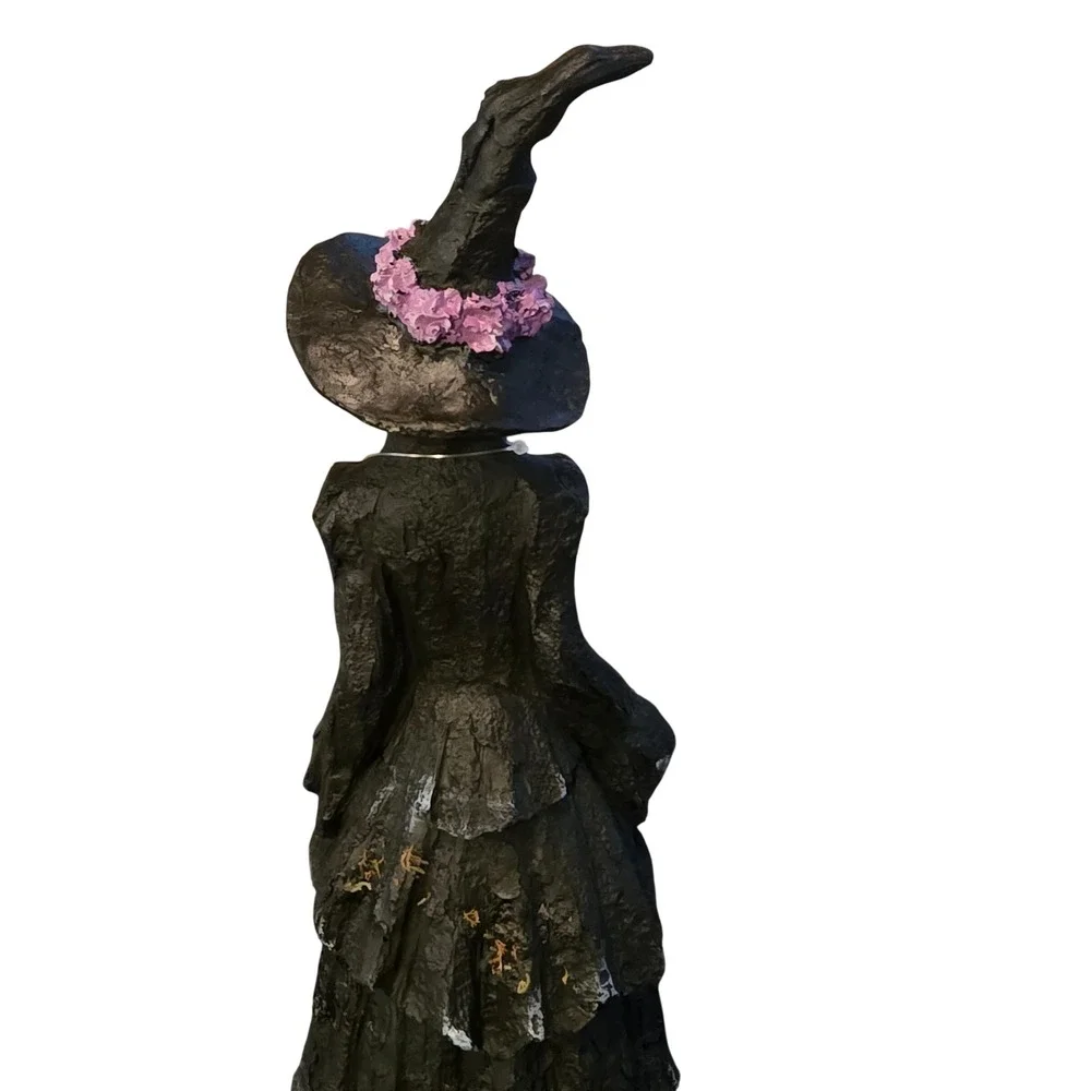 Halloween Tree Witch Figurine 18